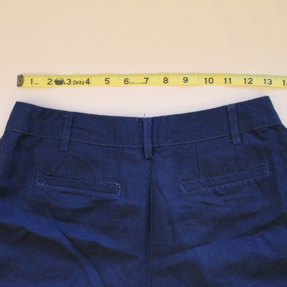 Forever 21 navy linen shorts - Picture 3 of 4